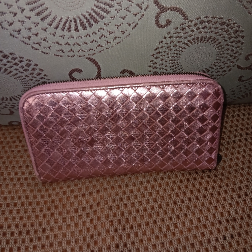 Bottega Veneta Metallic Pink Intercciato Zippy Wallet Rare Color